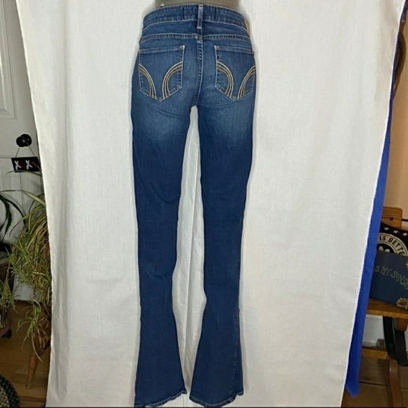 Hollister Blue Jeans Dark Wash Women's Size 3 Waist 26" Length 33" Boot Cut EUC - Picture 6 of 10
